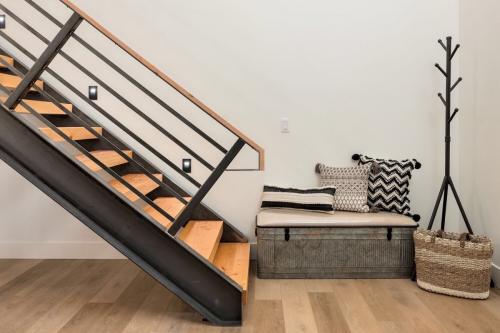 Architectural railing system close-up