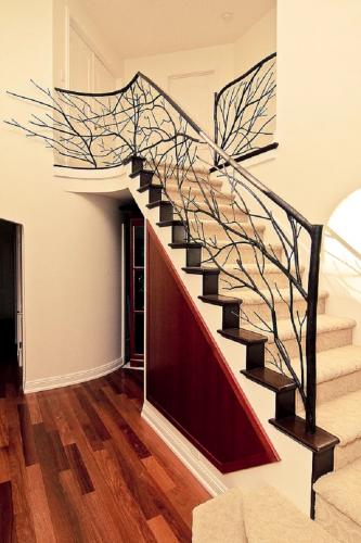 Custom metal staircase with modern design