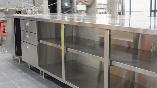 Custom metal gate fabrication